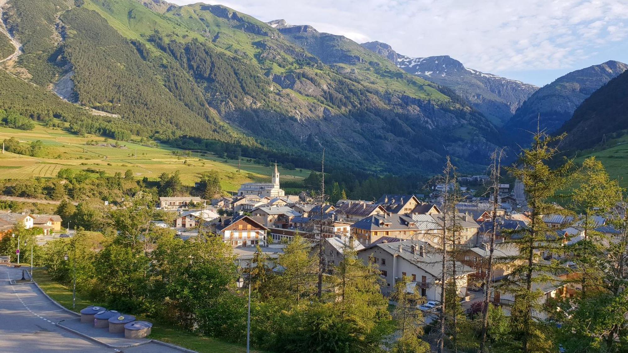 Aux Portes Du Parc National De La Vanoise Appartement Termignon Val Cenis Avec Wifi Exterior foto